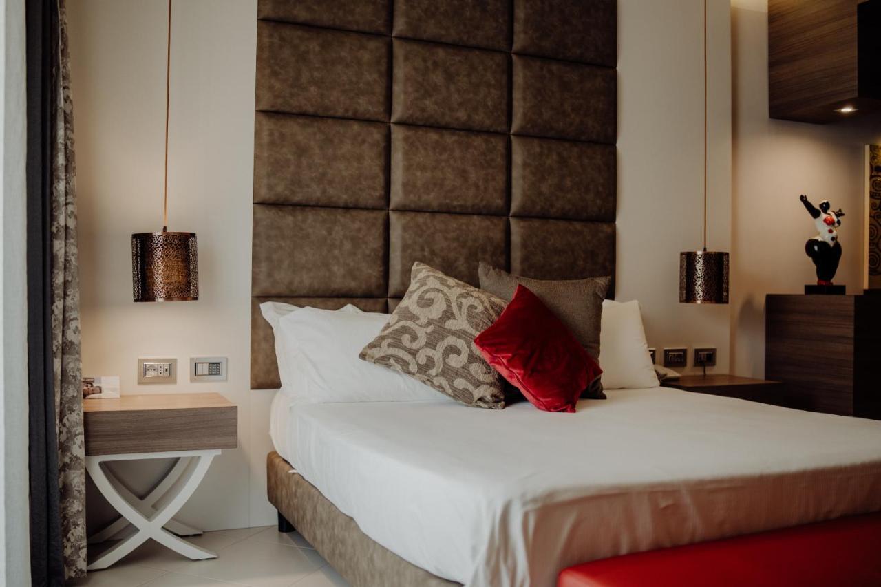 Hotel Niagara كاتانزارو المظهر الخارجي الصورة
