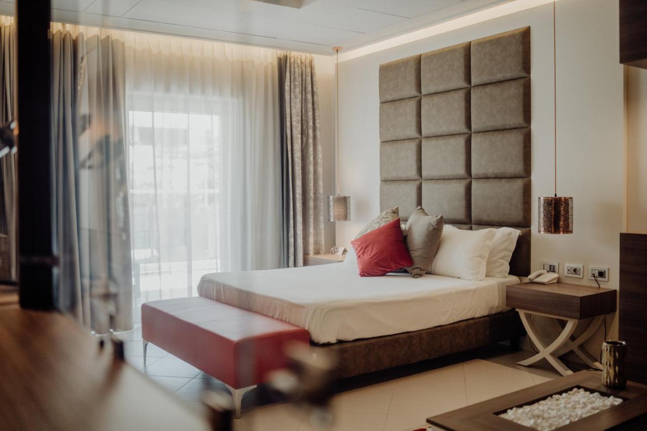 Hotel Niagara كاتانزارو المظهر الخارجي الصورة
