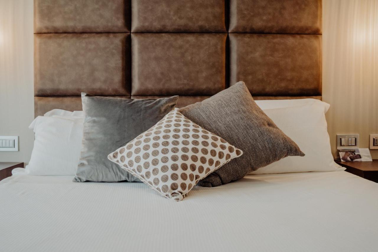 Hotel Niagara كاتانزارو المظهر الخارجي الصورة