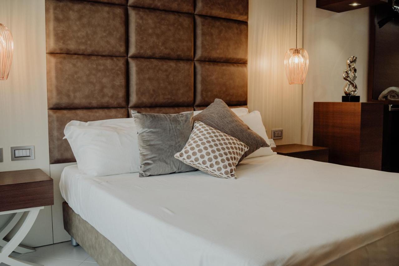 Hotel Niagara كاتانزارو المظهر الخارجي الصورة