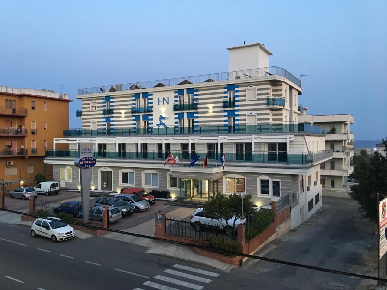 Hotel Niagara كاتانزارو المظهر الخارجي الصورة