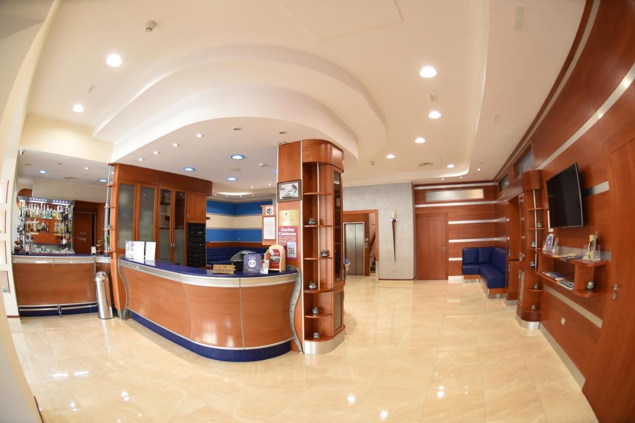 Hotel Niagara كاتانزارو المظهر الخارجي الصورة